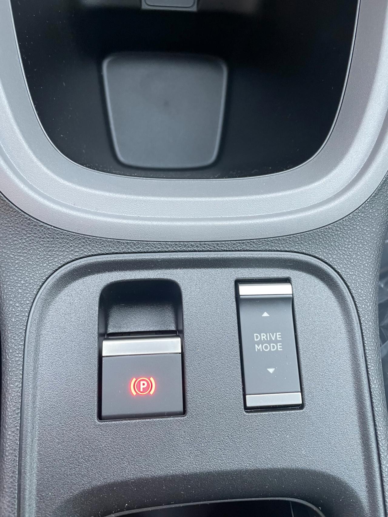 Jeep Avenger KM0 1.2 Turbo 110 CV MHEV Longitude