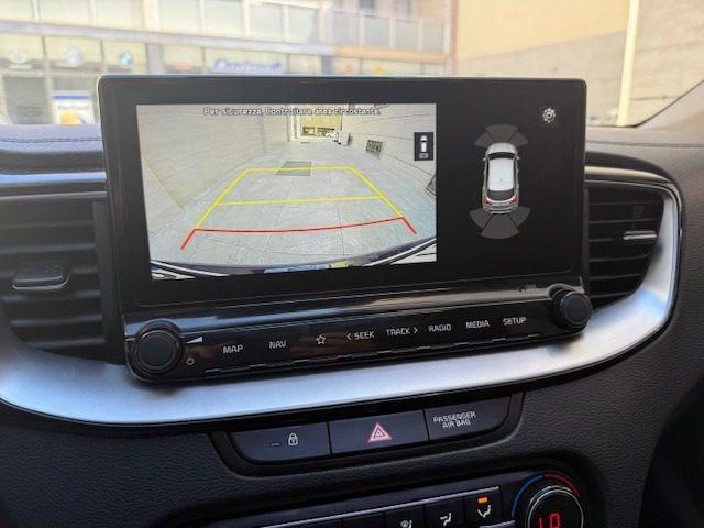 KIA XCeed 1.6 CRDi 136 CV MHEV DCT 5p. Style TETTO PANORAMIC