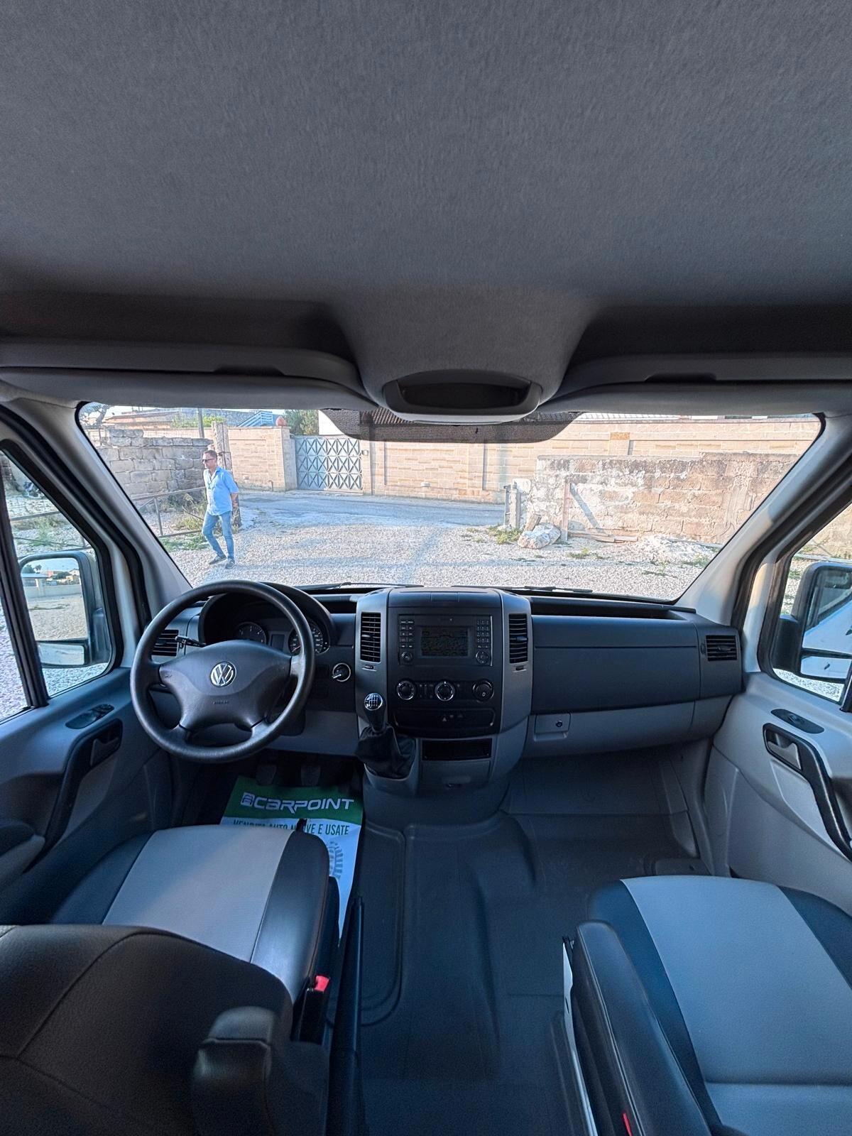 volkswagen crafter 2.0 tdi L2H1 DC 6 POSTI