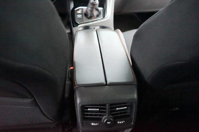 PEUGEOT 3008 BlueHDi 130 S&S Business