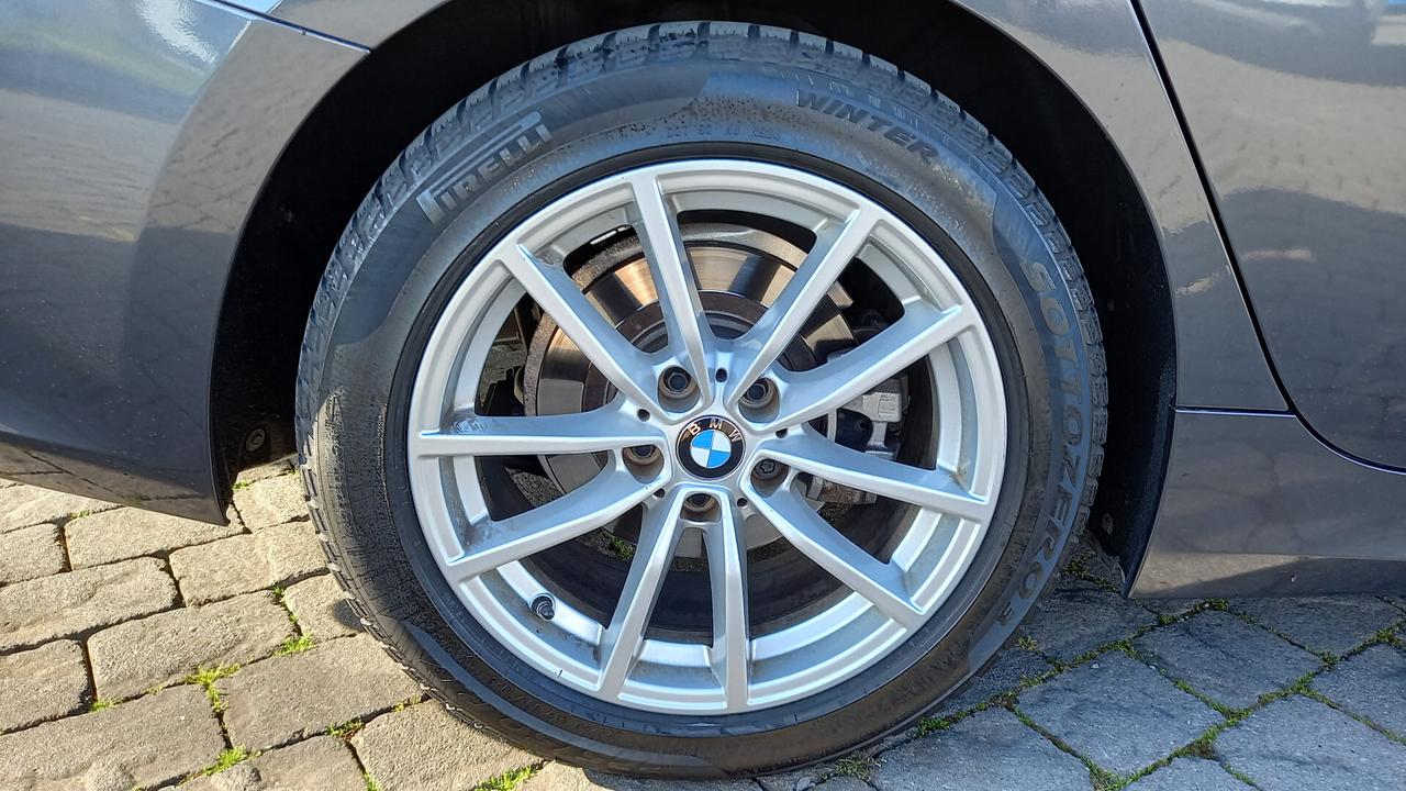 Bmw 320 320d 48V xDrive Touring Business Advantage auto