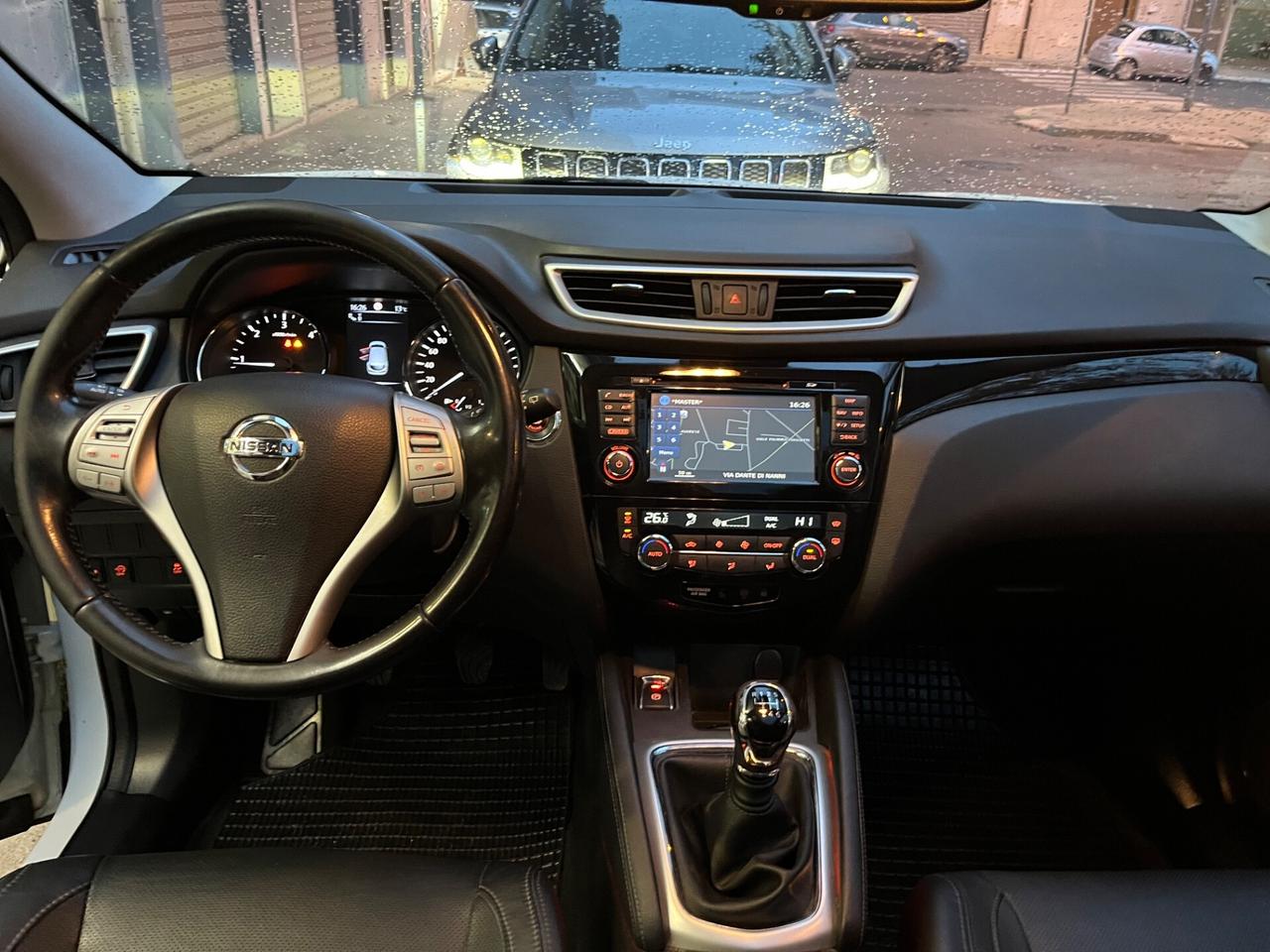 Nissan Qashqai 1.5 dCi Tenka