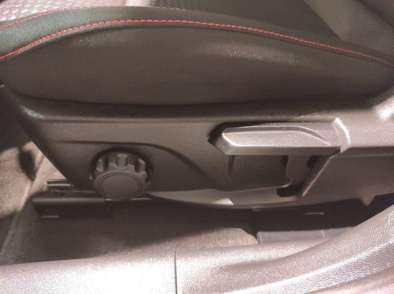 FORD Focus 4ª serie - Focus 1.0 EcoBoost Hybrid 155 CV Powershift 5p. ST-Line