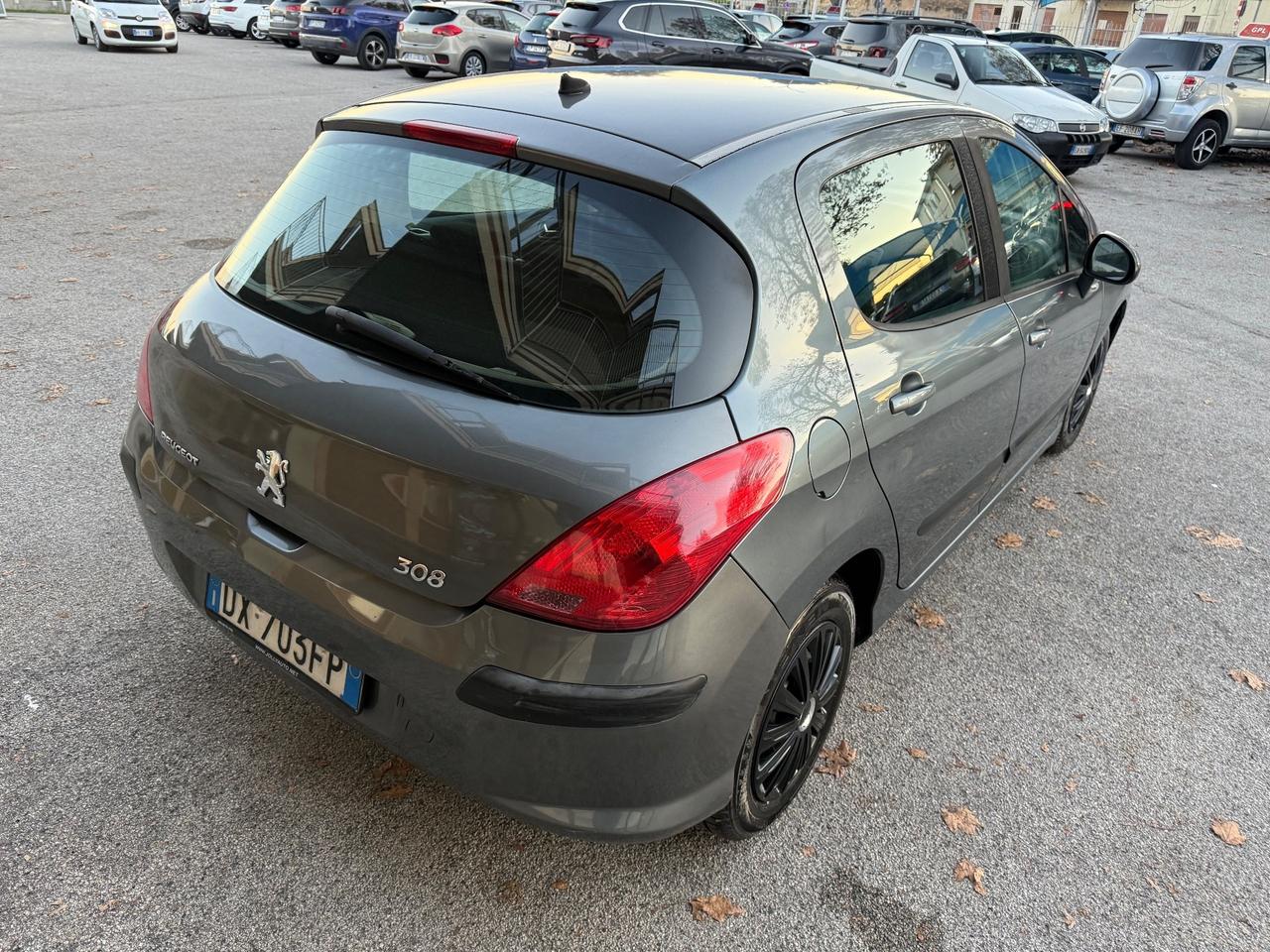 Peugeot 308 1.6 HDi 90CV 5p. - Neopatentati