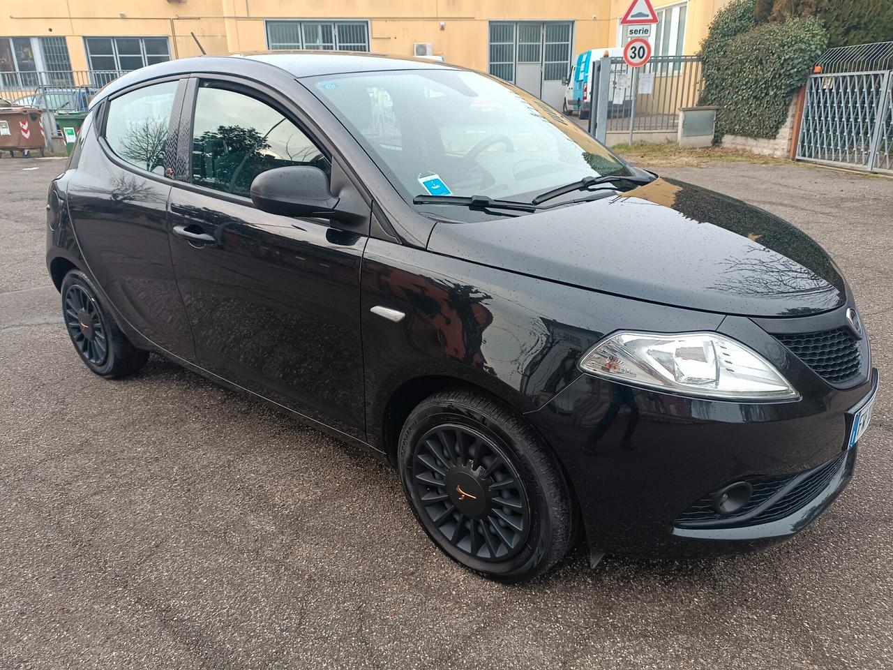 Lancia Ypsilon GPL Platinum