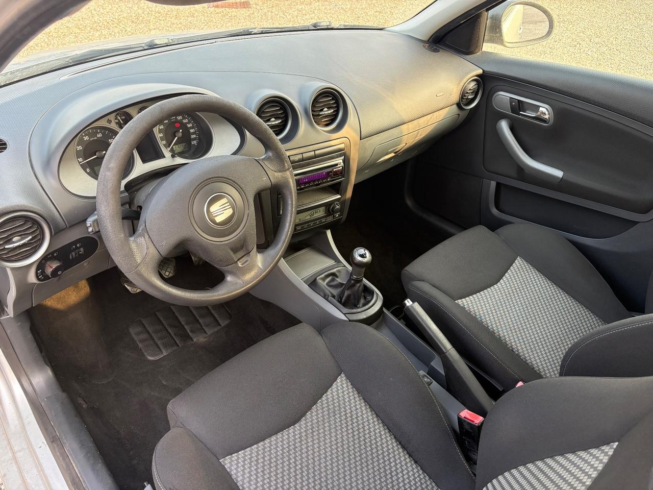 Seat Ibiza 1.4 BEZINA 2008 NEOPATENTATI
