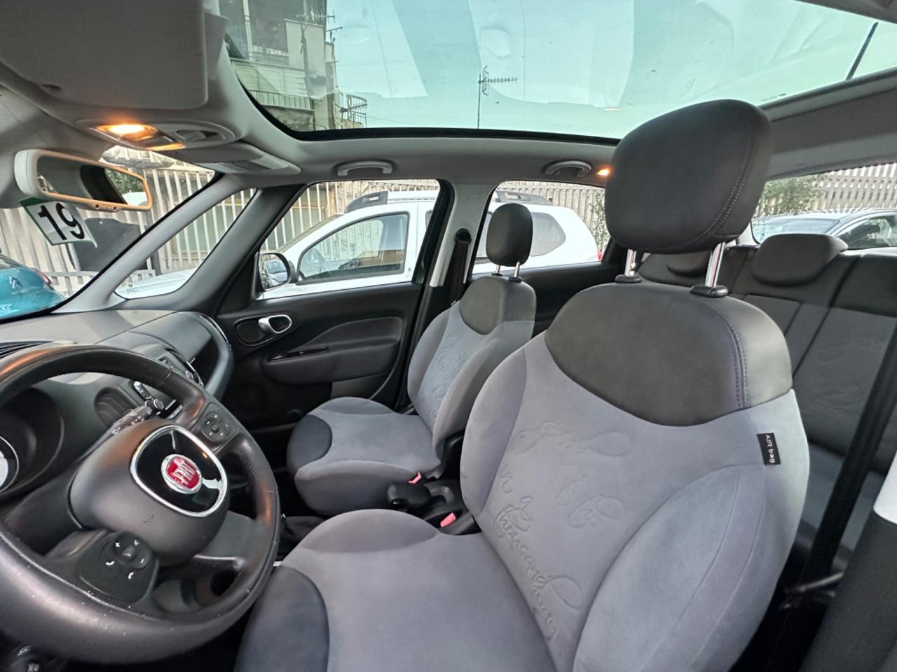 Fiat 500L 1.6 Multijet 105 CV Lounge tetto panoramico+navi