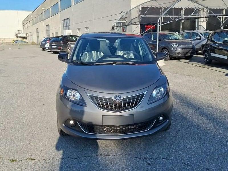 Lancia Ypsilon 1.0 firefly hybrid Gold s&s 70cv