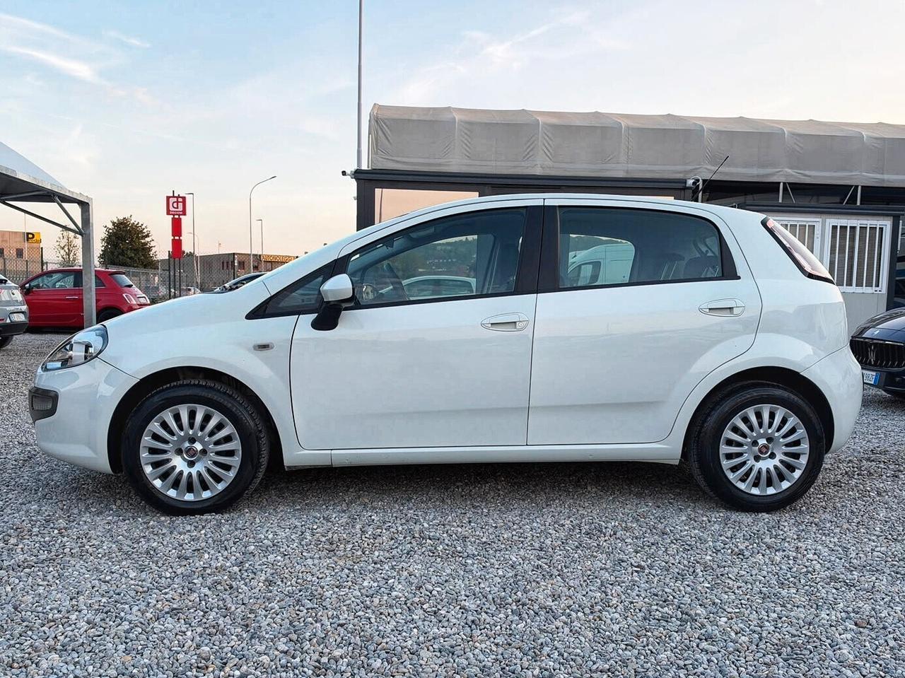 Fiat Punto Evo 1.4 5 porte Dynamic AUTOMATICA OK NEOPATENTATI