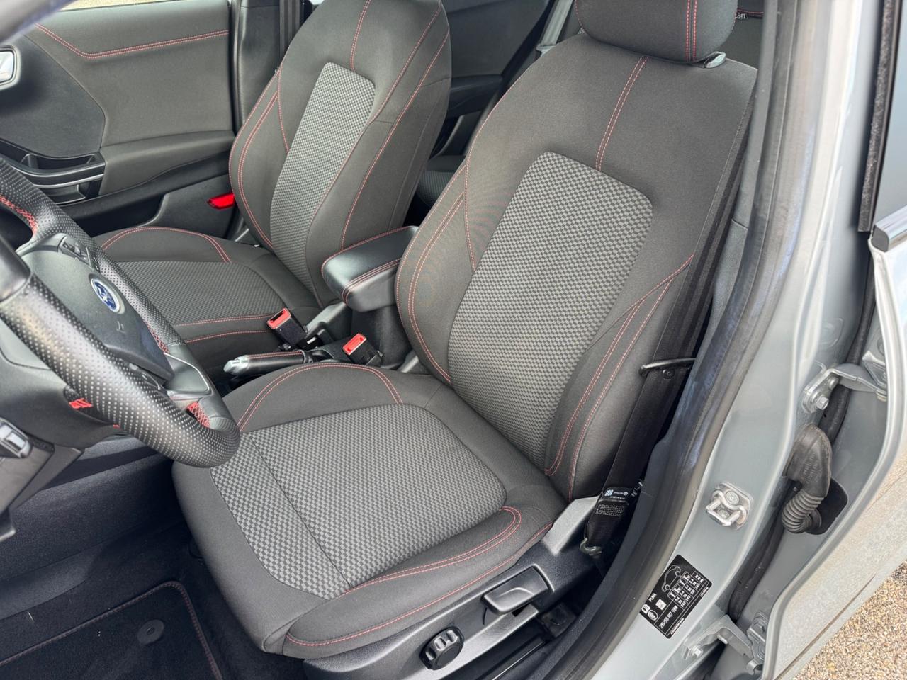 Ford Puma ST-Line Ibrida Distribuzione a catena! No vincoli!