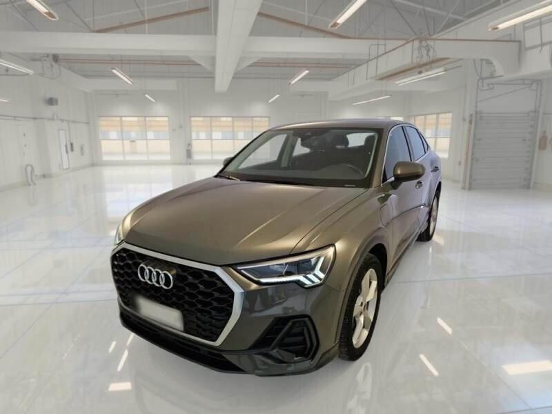Audi Q3 SPB 45 TFSI e S tronic Business Plus PREZZO REALE