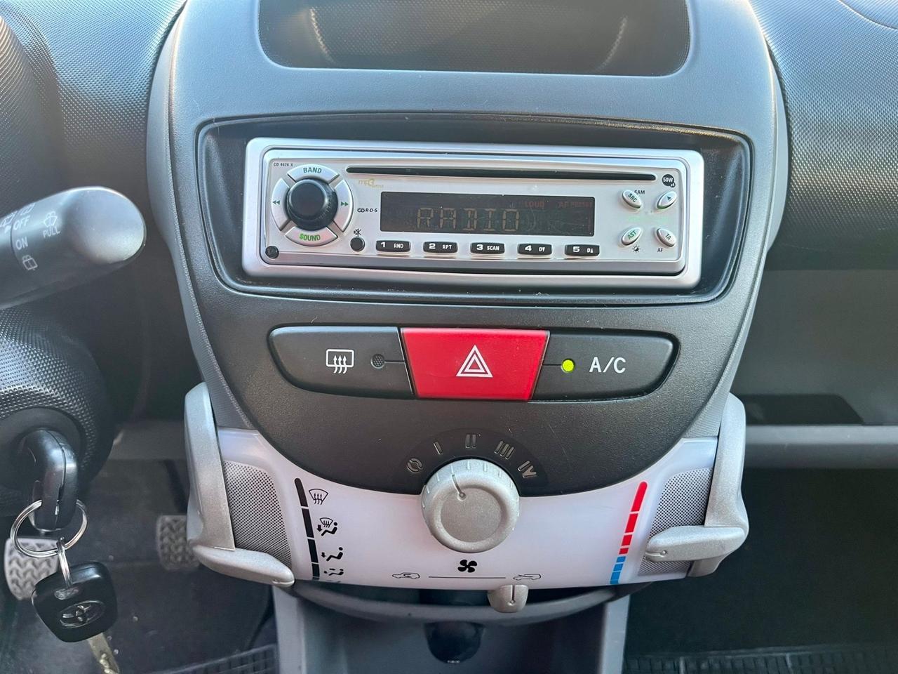 Toyota Aygo 1.0benz 2007 74.000km per neopatentati