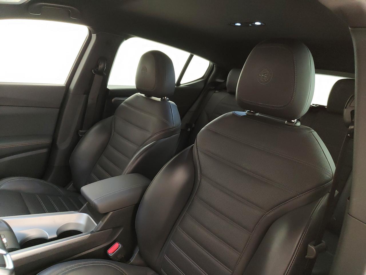 Alfa Romeo Tonale 1.6 diesel 130 CV TCT6 Veloce