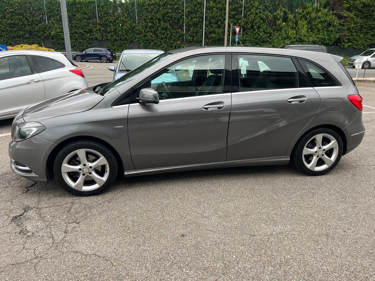 Mercedes-benz B180CDI/109CV/neopatentato/Euro5B con FAP/unico proprietario