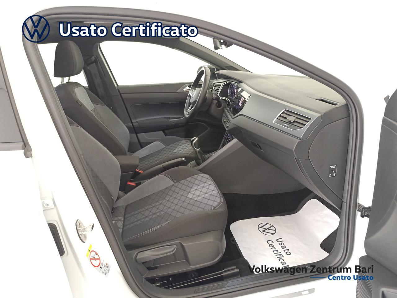 Volkswagen Taigo 1.0 tsi r-line 110cv