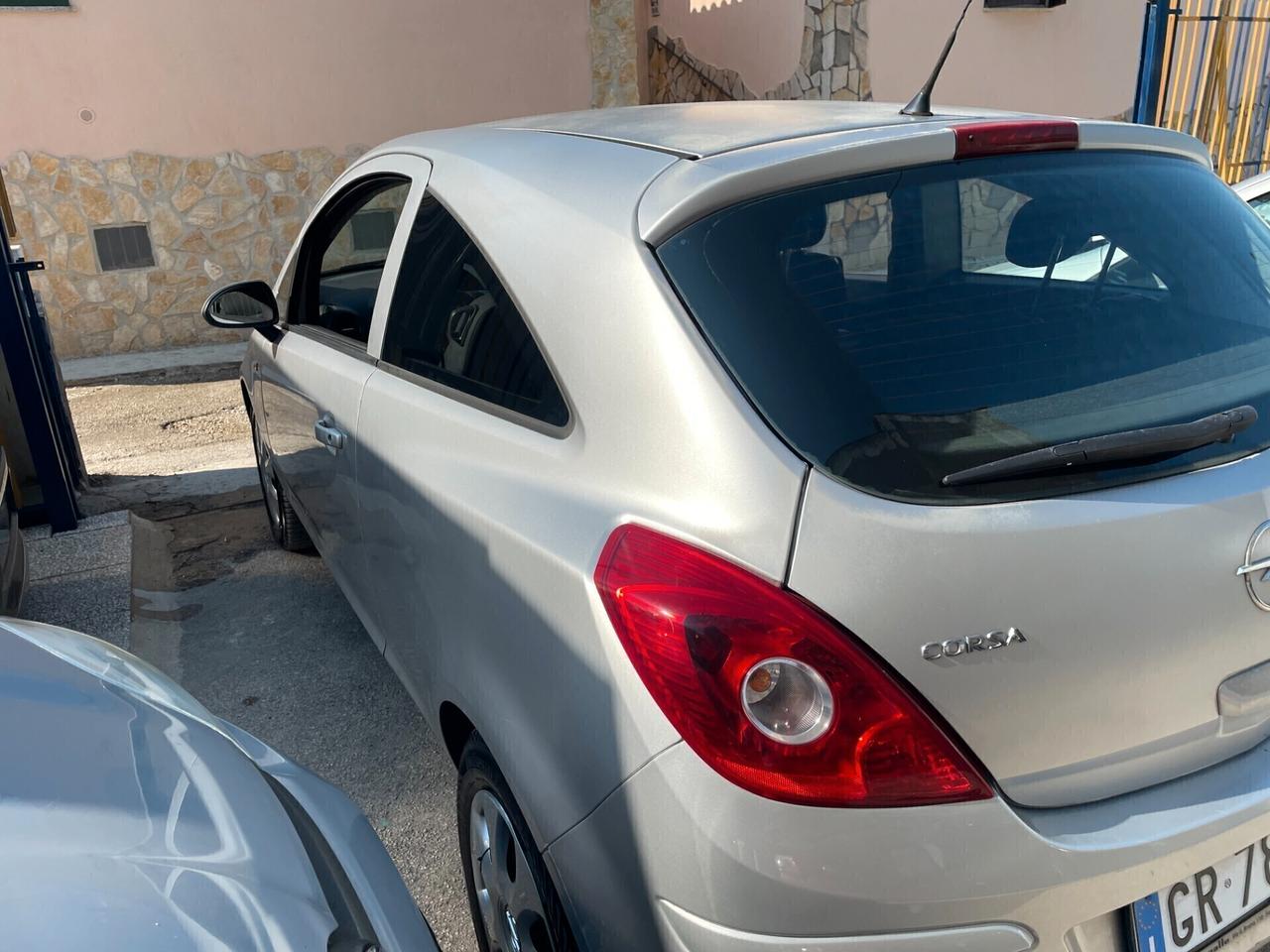 Opel Corsa 1.0 12V 3 porte Club