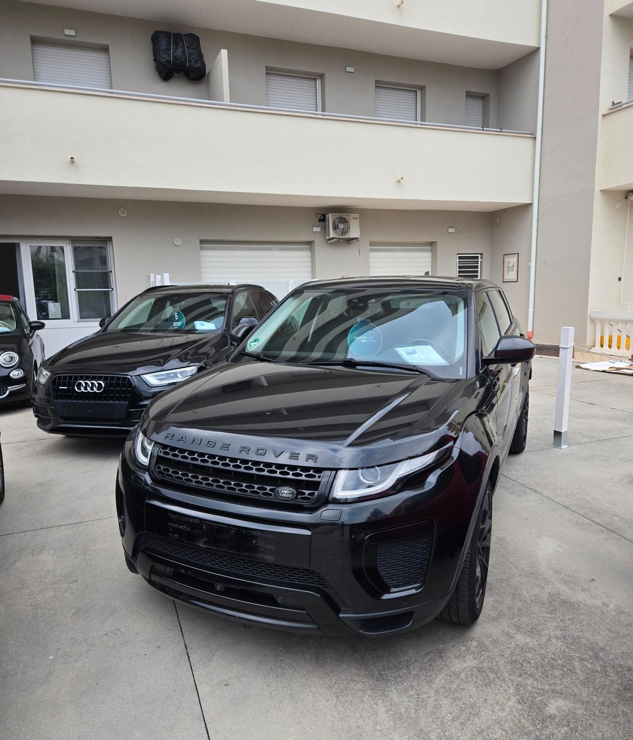 Land Rover Range Evoque 2.0 TD4 180 CV 5p. SE Dynamic