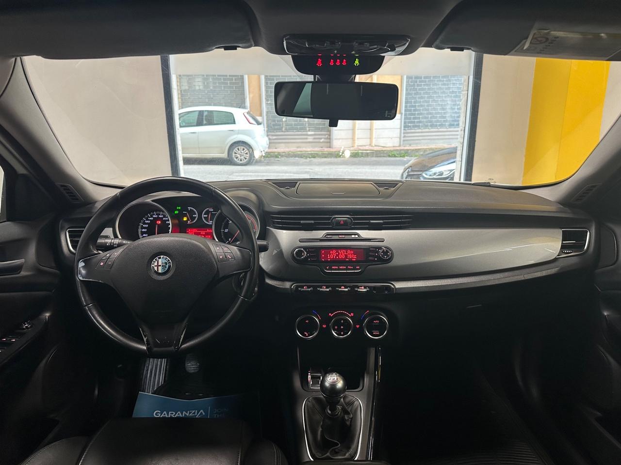 Alfa Romeo Giulietta 1.6 JTDm-2 105 CV Distinctive