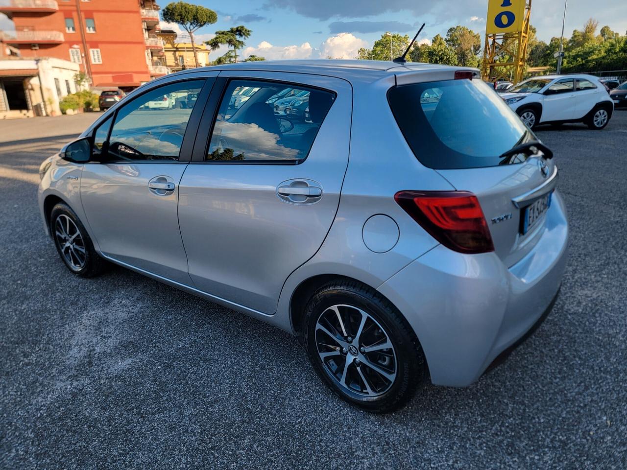 Toyota Yaris 1.5 Hybrid 5 porte GARANZIA NAVY