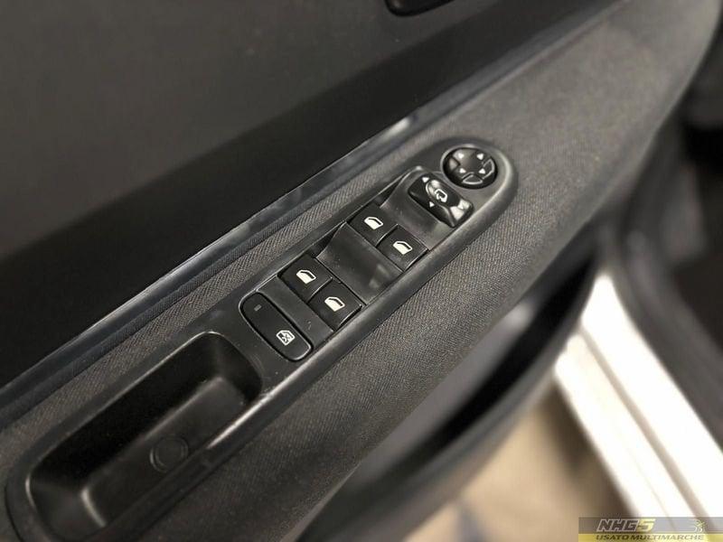 Peugeot 5008 5008 BlueHDi 120 S&S Active