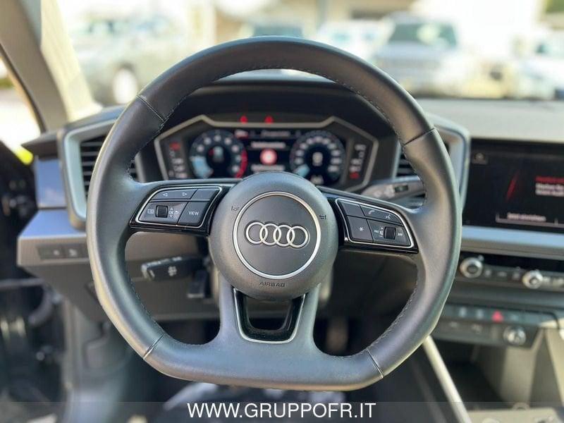Audi A1 SPB 30 TFSI Identity Black
