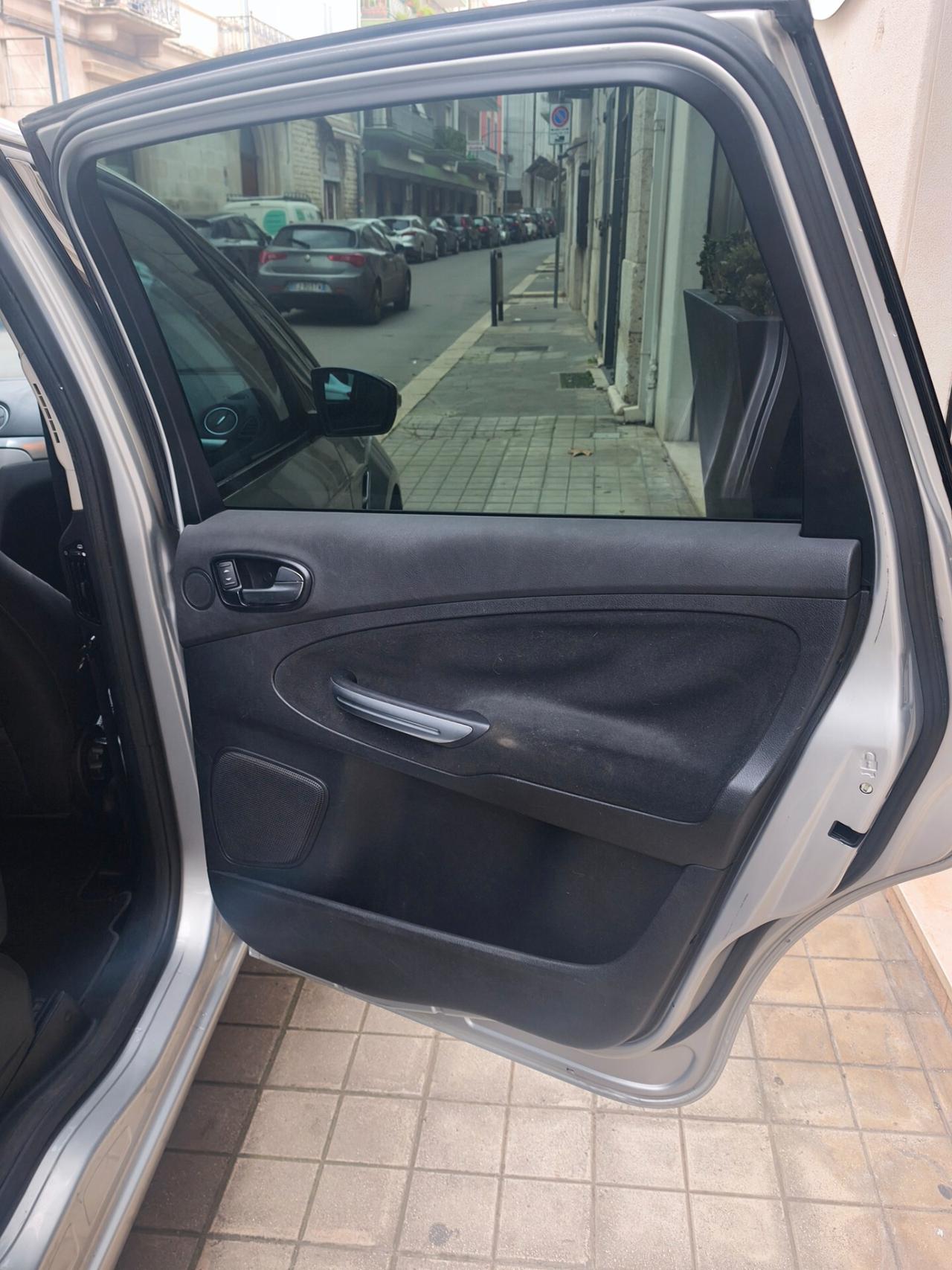 Ford S-Max 2.0 TDCi 140CV Titanium Tetto Full