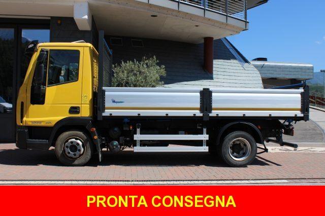 IVECO EUROCARGO ML90E18/P RIBALTABILE TRILATERALE