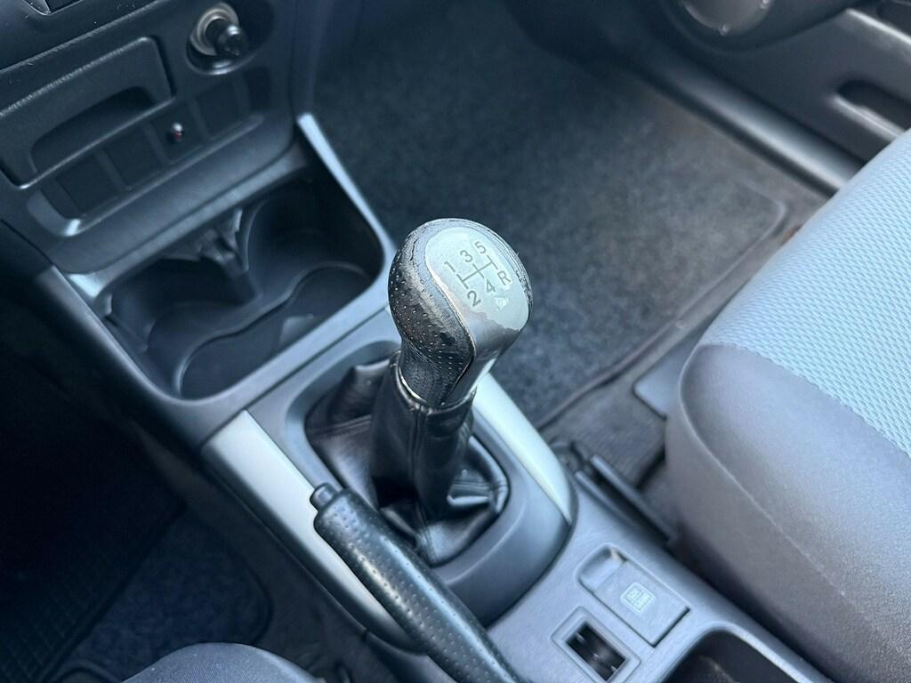 Toyota RAV4 2.0 d-4d 16v Sol 5p FL