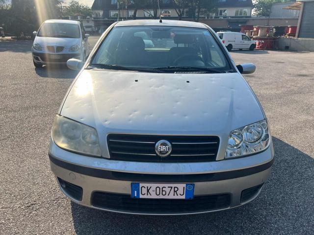 FIAT Punto 182,132km Bellissima 1.2 16V 3 porte Dynamic