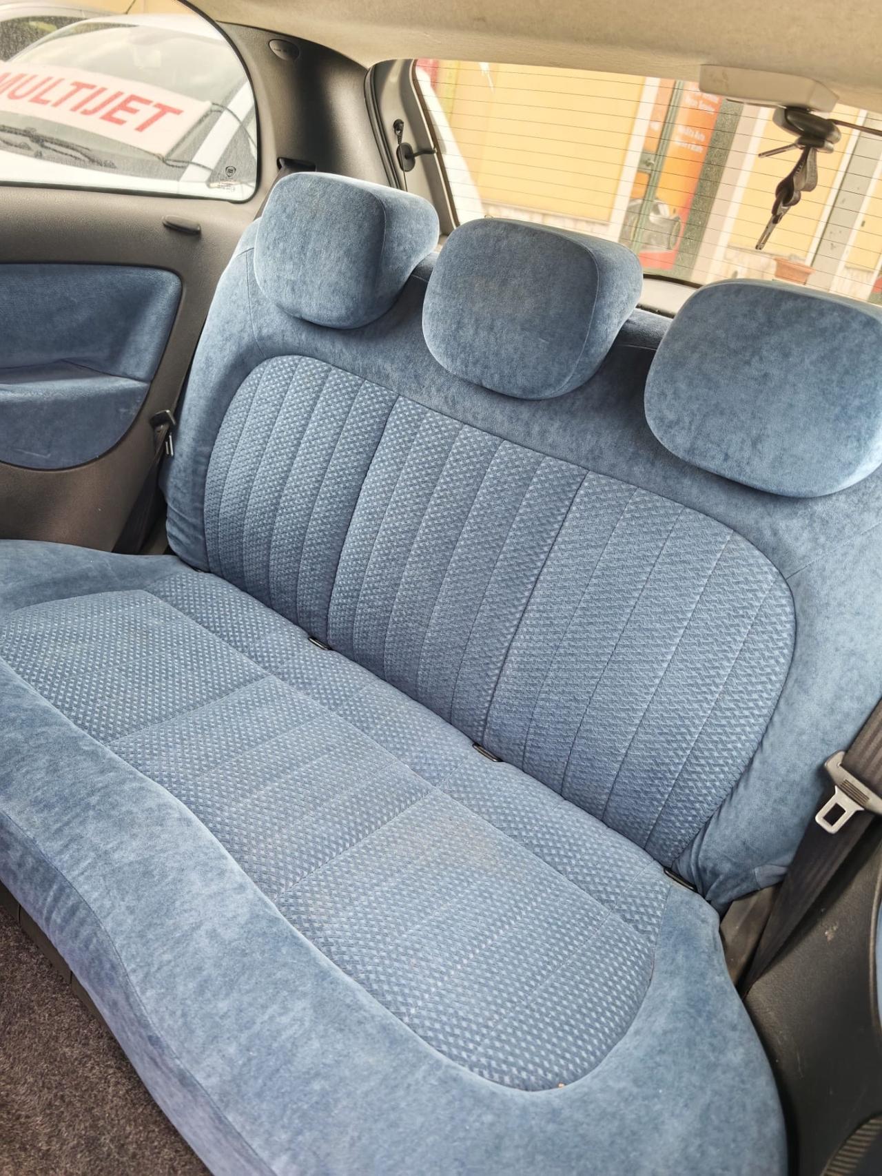 Lancia Ypsilon 1.2 16V Argento garantita 12 mesi