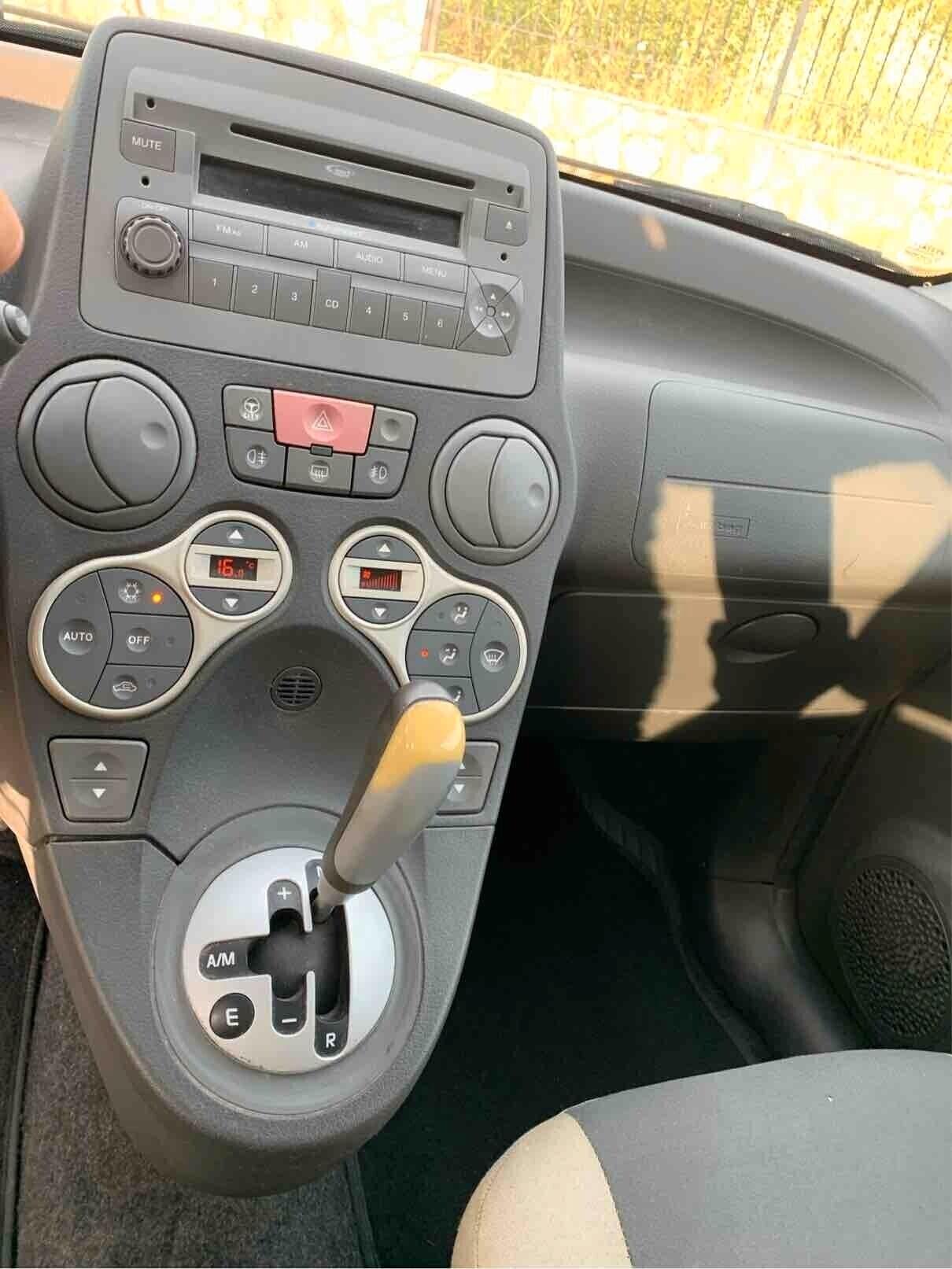 Fiat Panda 1.2 Emotion AUTOMATICA