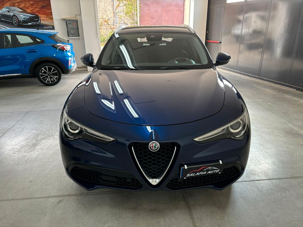 Alfa Romeo Stelvio 2.2 Turbodiesel 160 CV AT8 RWD Business