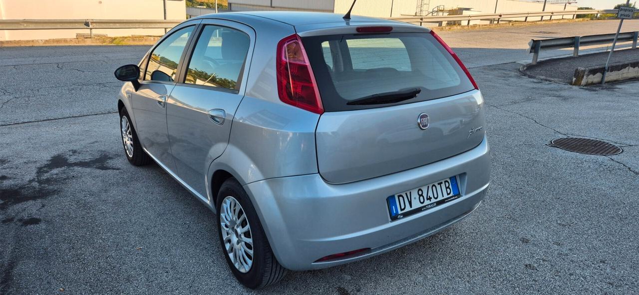 Fiat Grande Punto 1.3 MJT 75 CV 5 porte Dynamic NEOPATENTATI