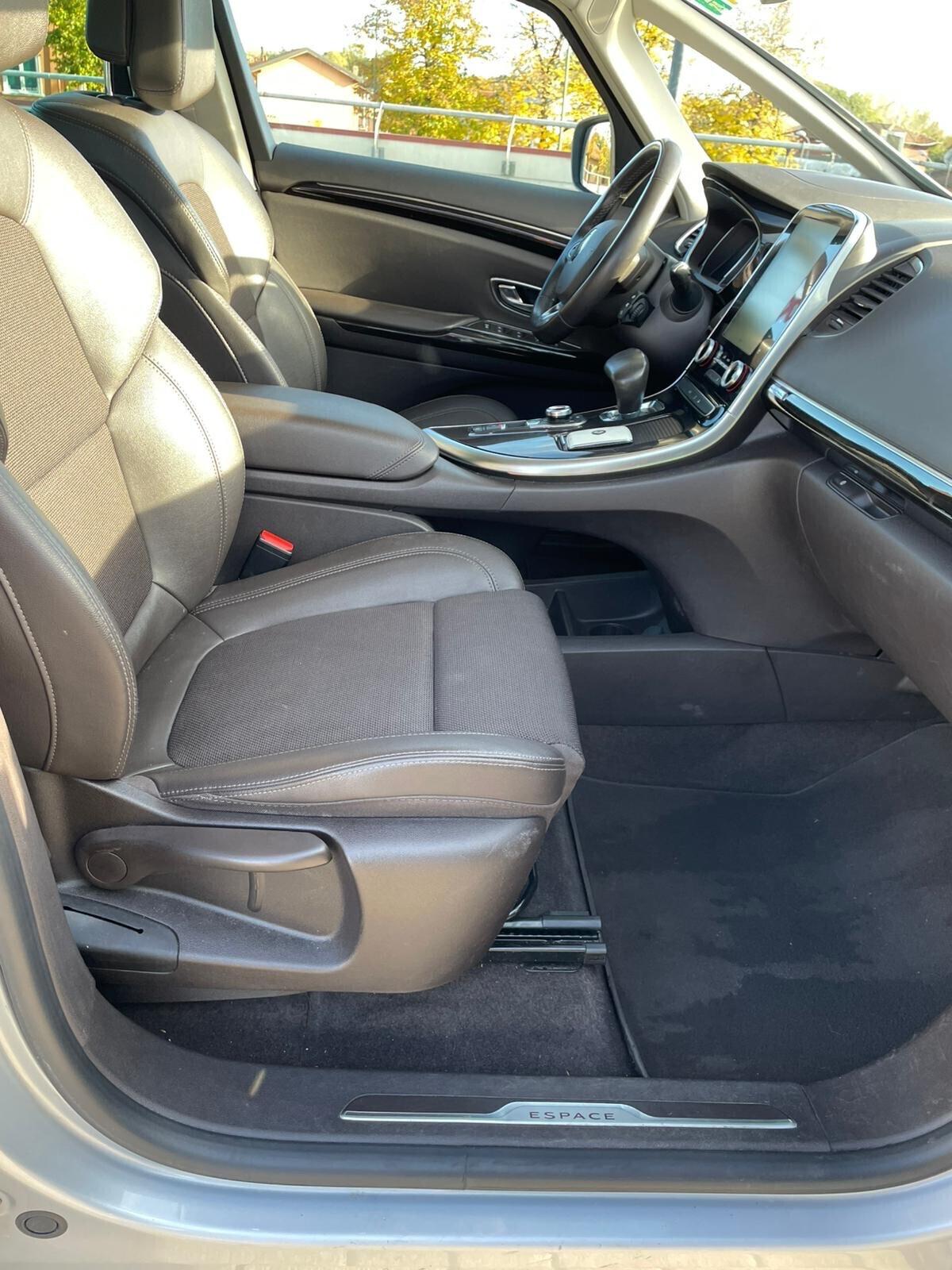 Renault Espace dCi 160CV EDC Energy Initiale Paris 4Control