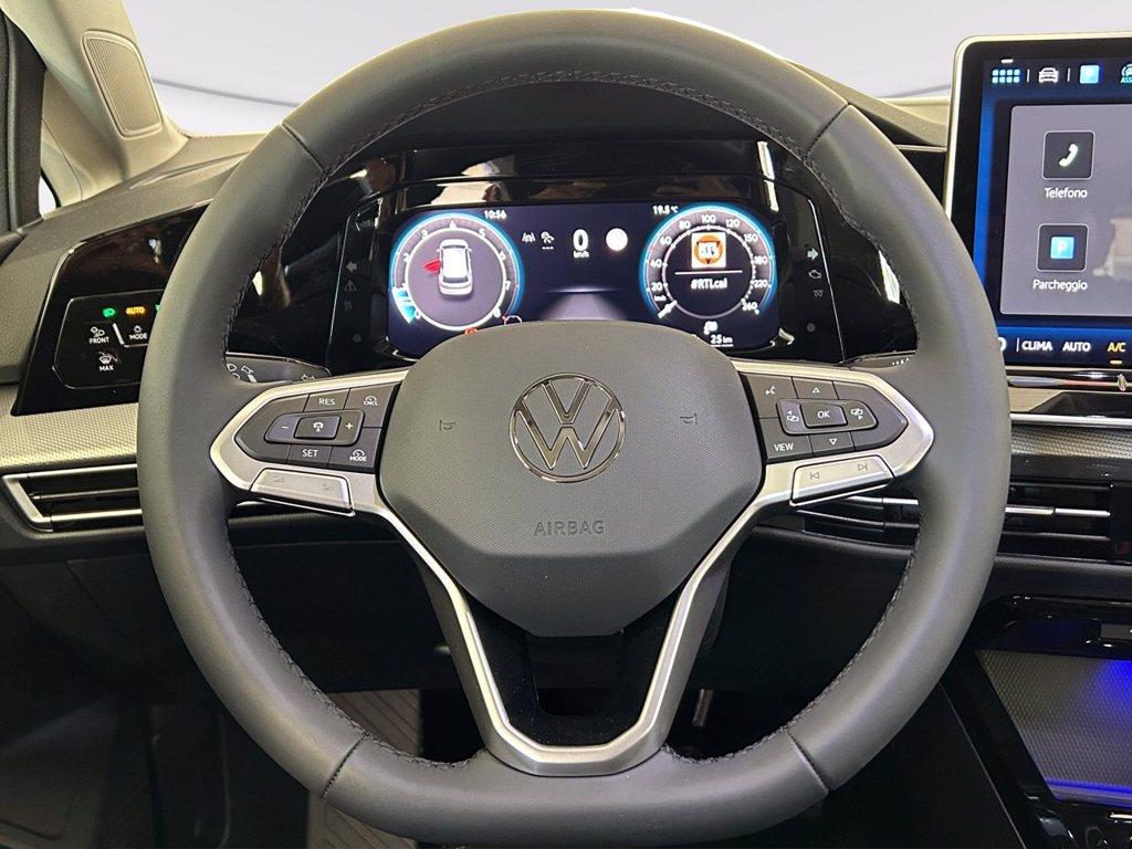 VOLKSWAGEN Golf 1.5 tsi style 150cv del 2025