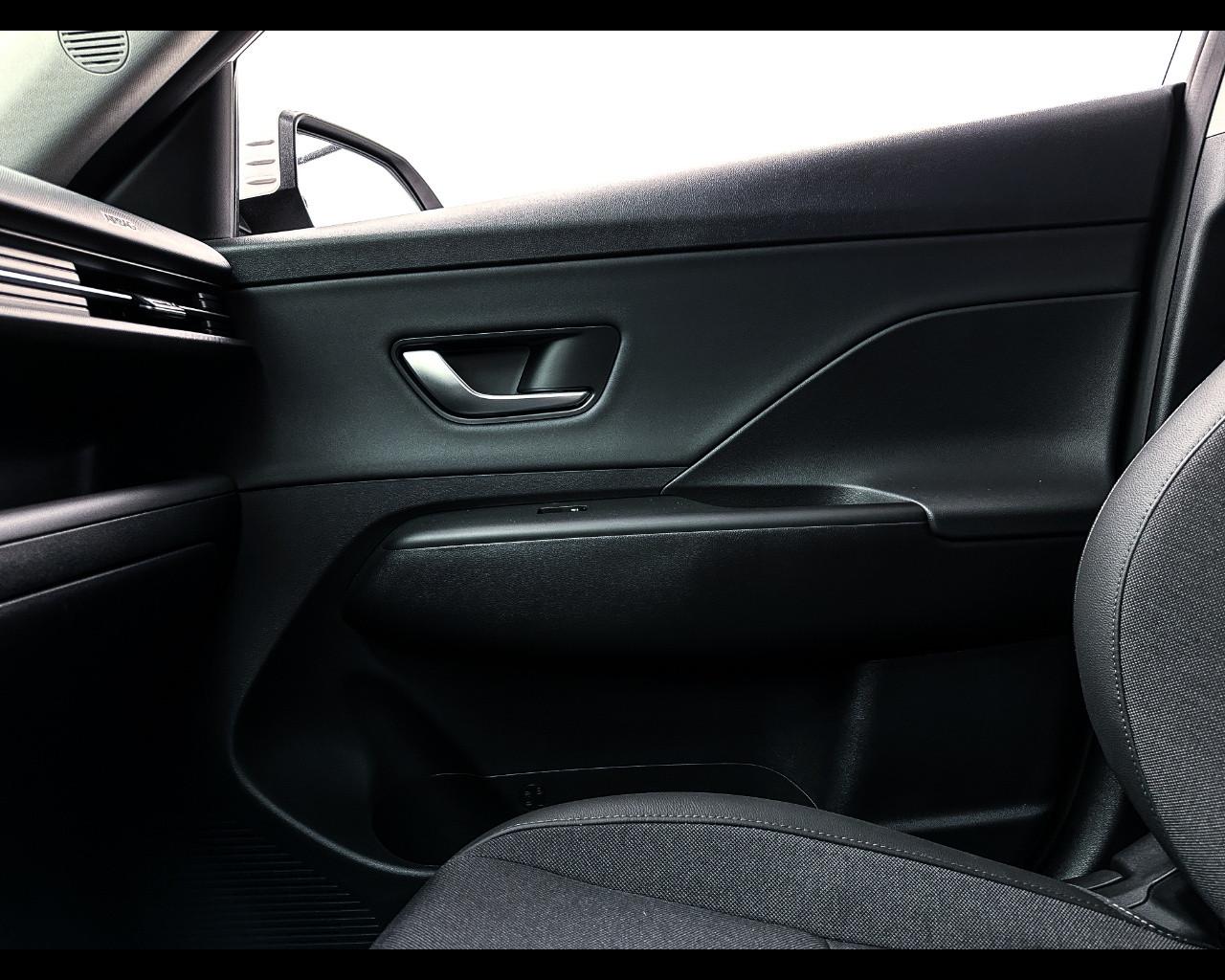 HYUNDAI KONA ICE MY25 1.0T 48V MT XLINEPLUS