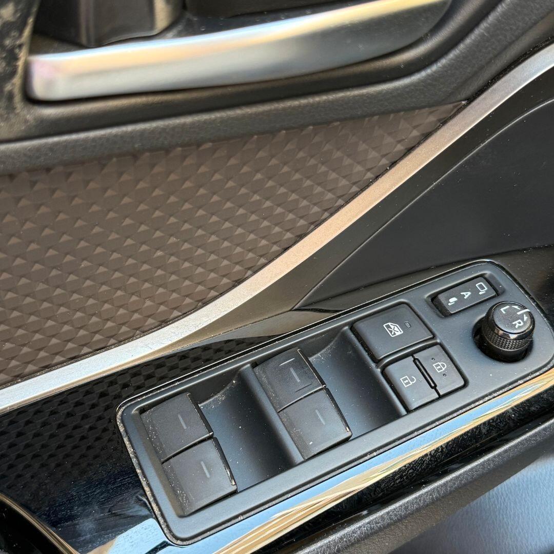Toyota C-HR 1.8 Hybrid E-CVT Black Edition