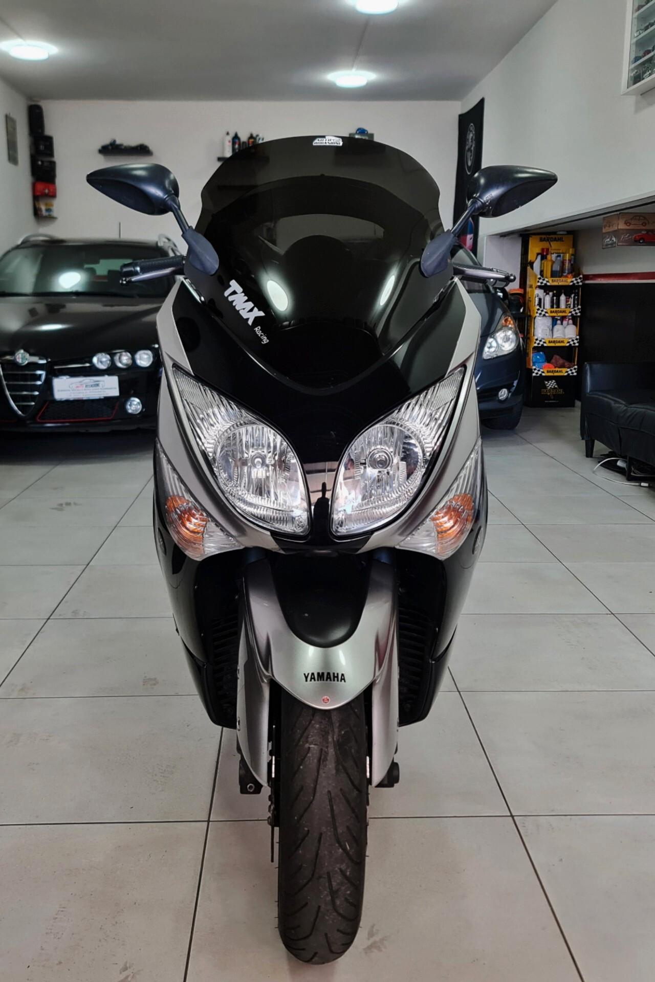 Yamaha T-Max Xp 500 Dark Giannelli