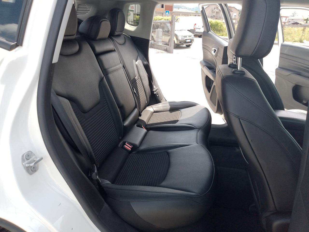 Jeep Compass PLUG INN HYBRID Limited