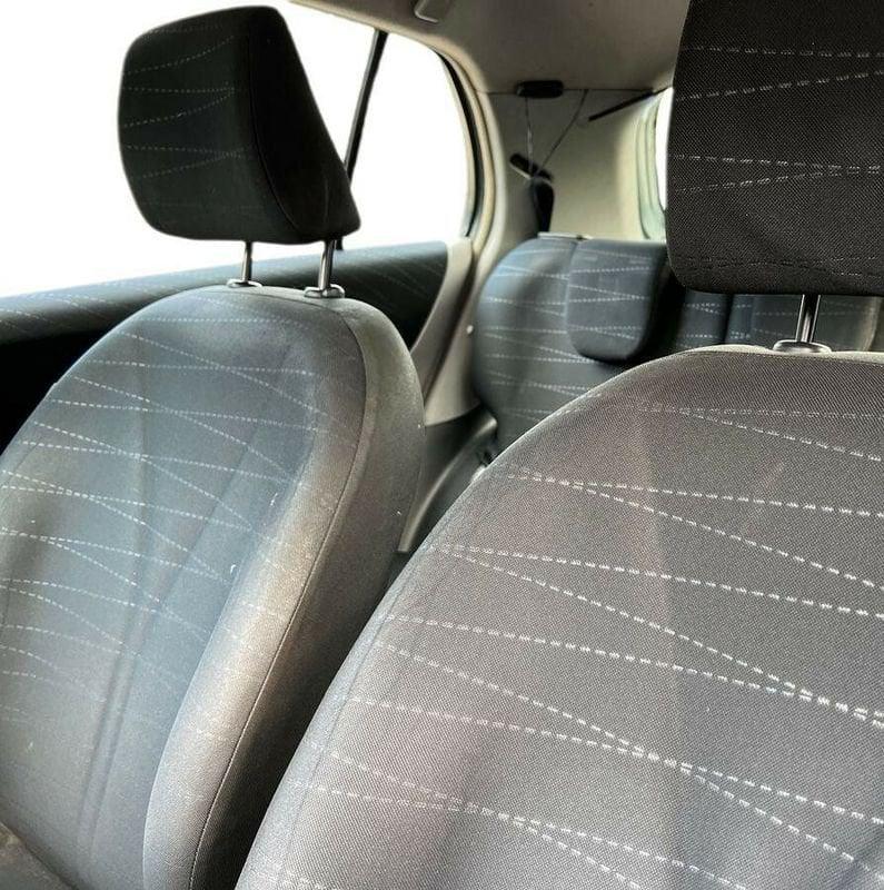 Toyota Yaris 5p 1.3 Sol m-mt