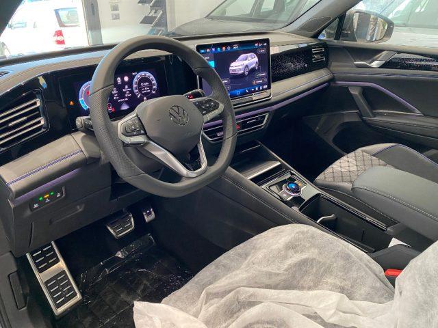 VOLKSWAGEN Tiguan 2.0 TDI 150 CV DSG R-Line Plus - NUOVA -