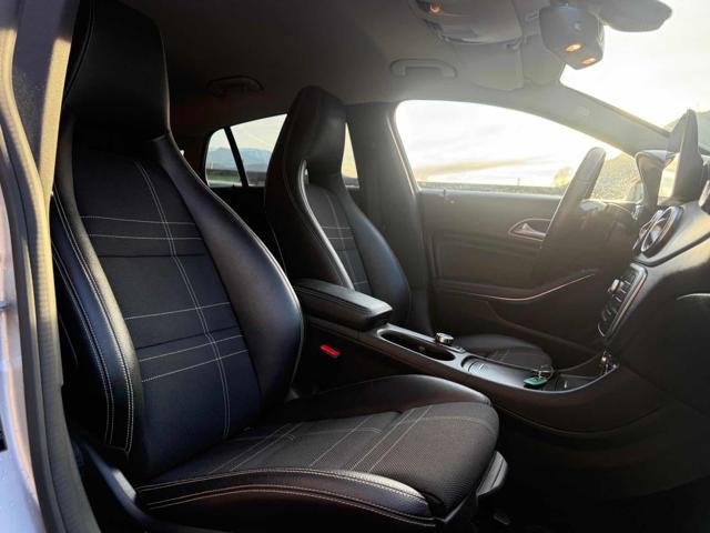 MERCEDES-BENZ CLA 200 d S.W. Automatic Premium