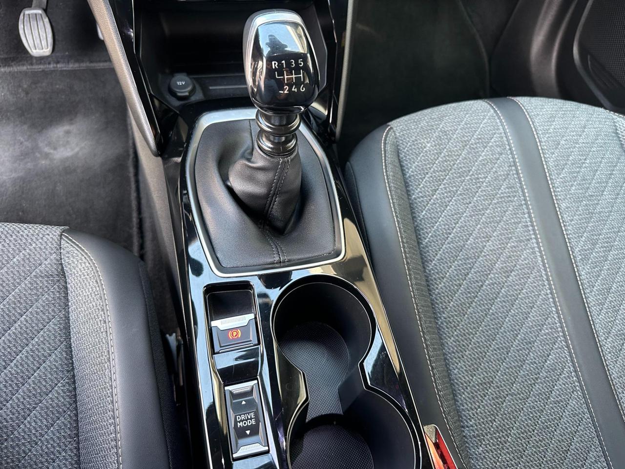 Peugeot 2008 1.2 puretech Allure s&s 100cv