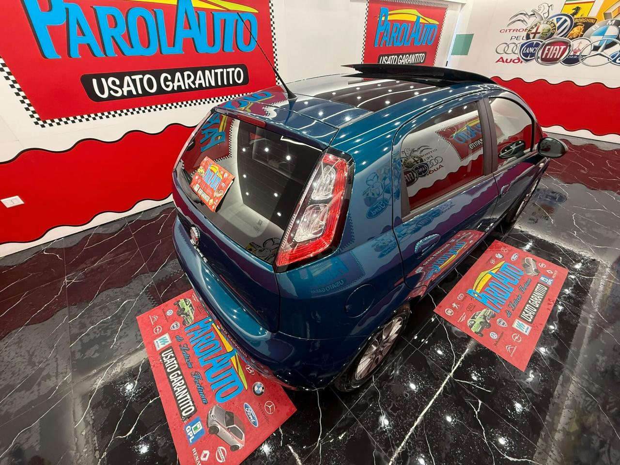 Fiat Punto 1.3 MJT 75cv Virgin Radio - 2012