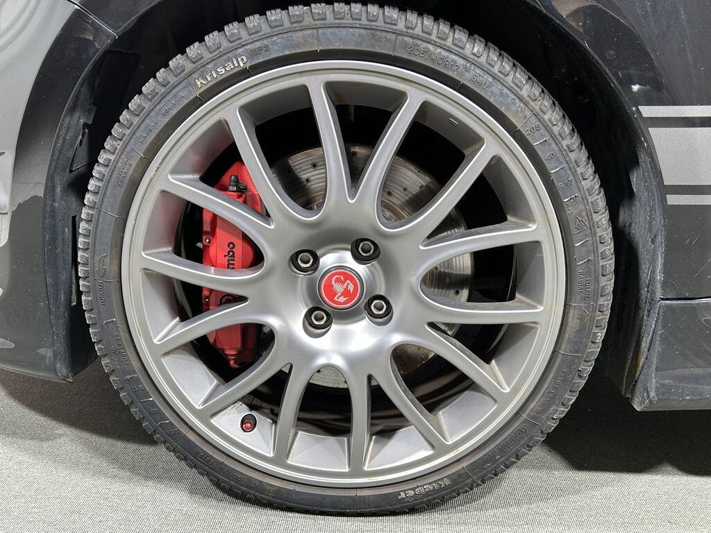 Abarth 595 1.4 16v t. t-jet Competizione 180cv