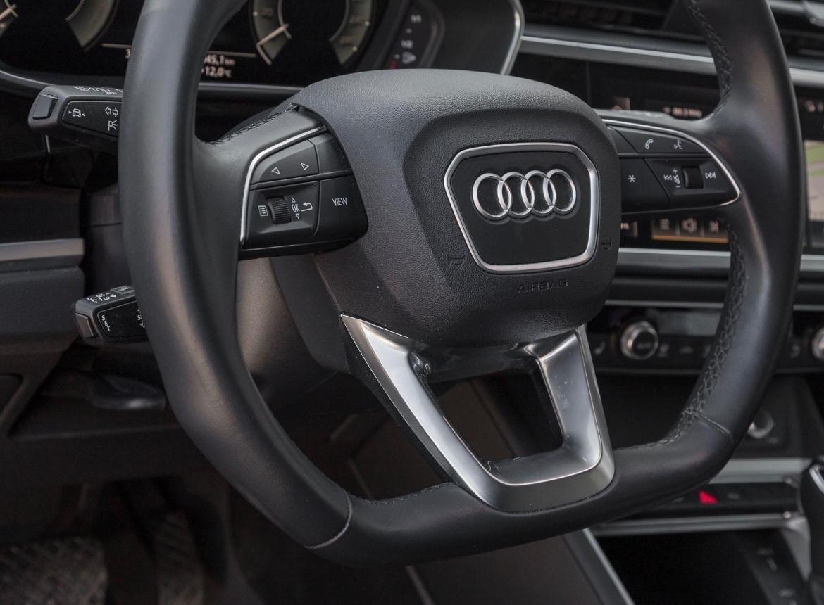 Audi Q3 Sportback 45 TFSIe S LINE