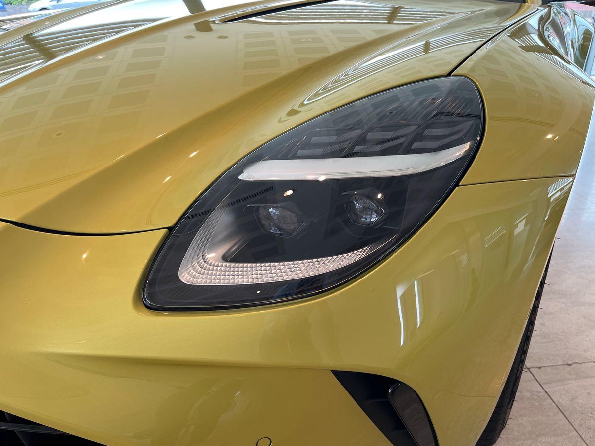 ASTON MARTIN Vantage Coupe 4.0 V8 auto