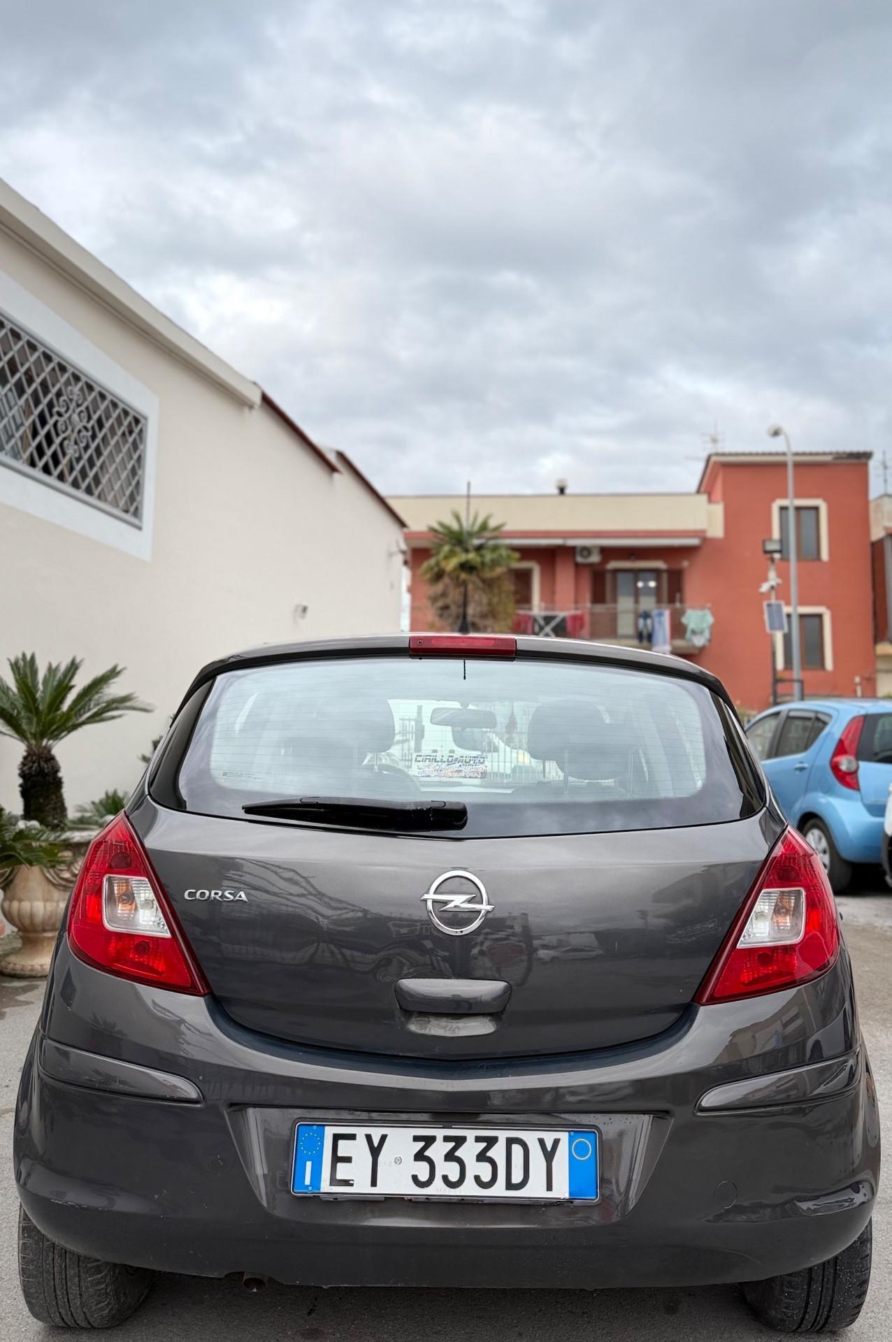 Opel Corsa 1.2 Gpl 85 Cv