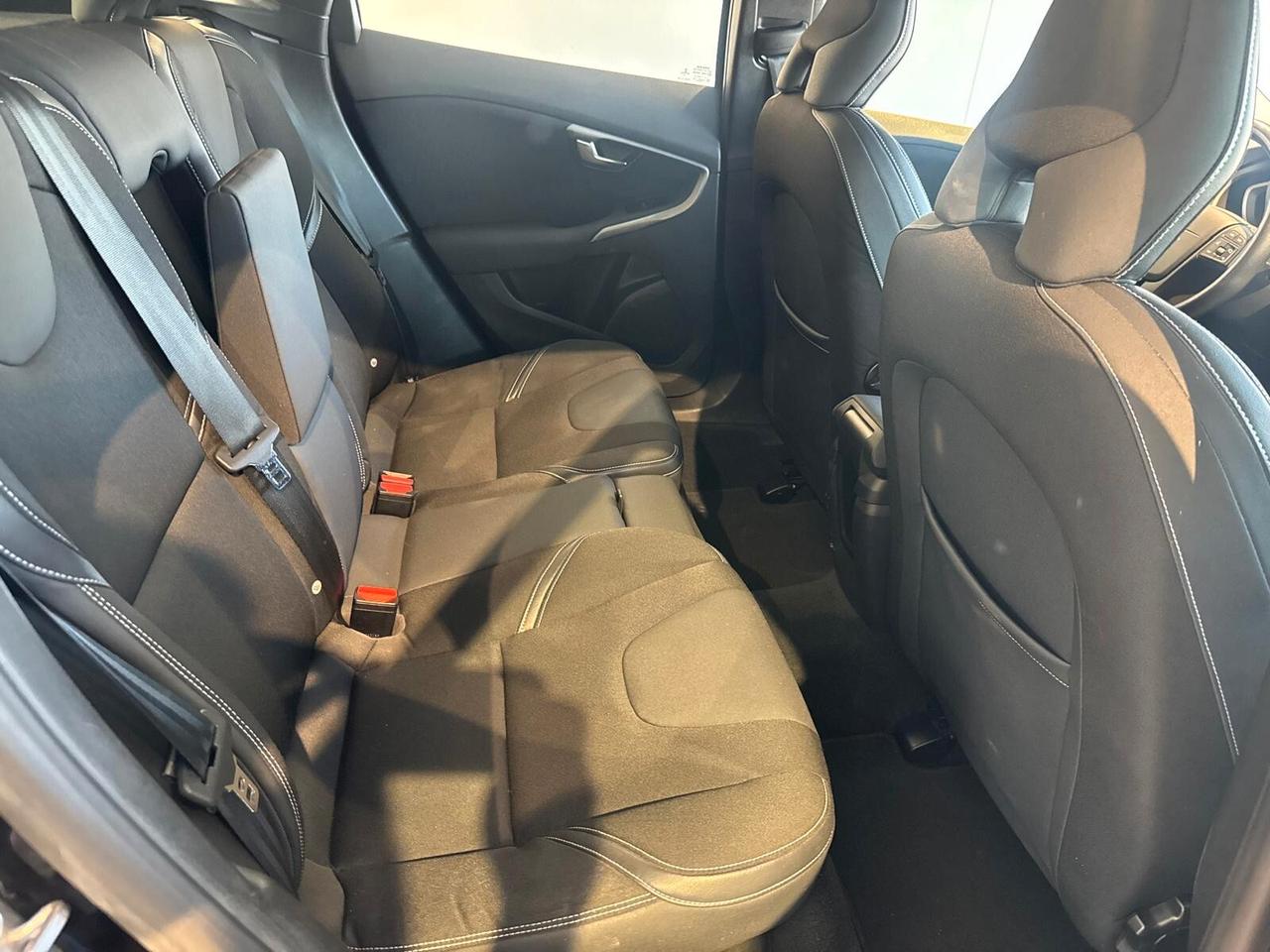 Volvo V40 D2 Momentum