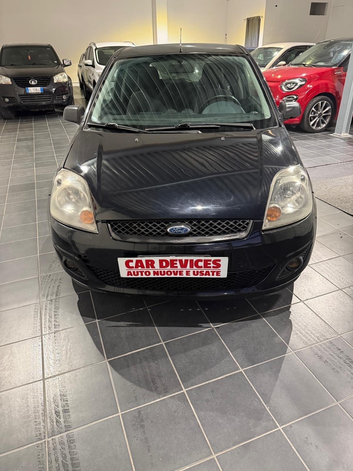 Ford Fiesta 1.2 3p. -GPL-NEOPATENTATI